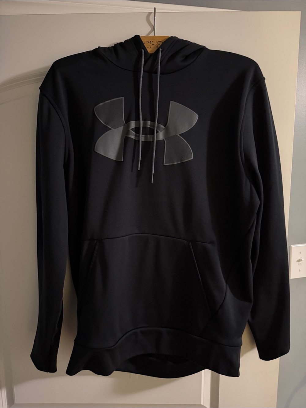 Under Armour Black Pullover Hoodie with Large Logo